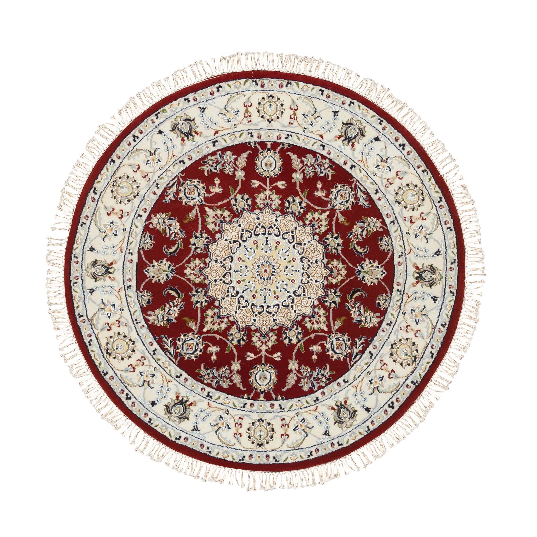 Traditional Rugs LUV582768